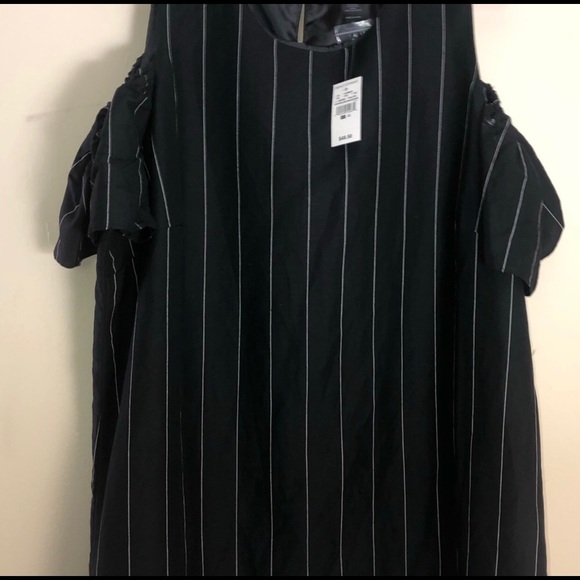 Ashley Stewart PINSTRIPED COLD SHOULDER DRESS size 22 - Picture 2 of 5